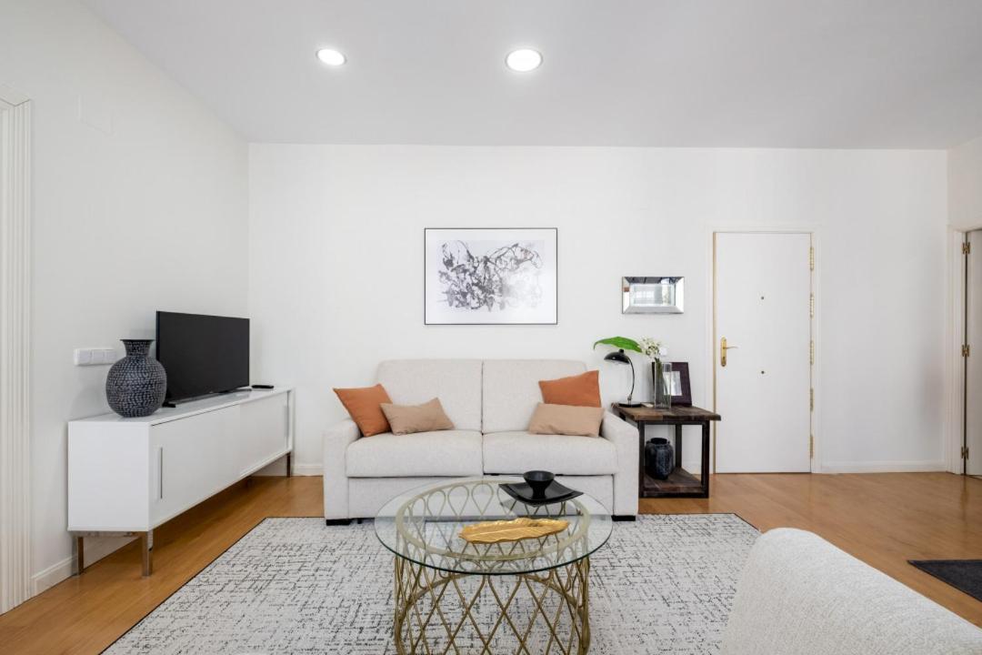 1 Bedroom 1 Bathroom Furnished - Sol - Bright Refurbished - Mintystay Madrid Luaran gambar